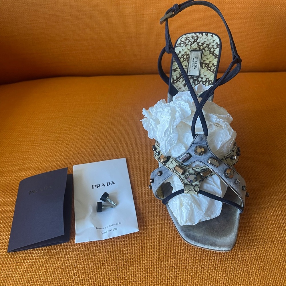 Vintage Prada Women's Strappy Heels - Black and Gold - Picture 11 of 16